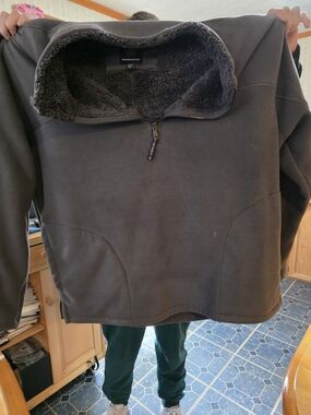 Men's Dark Gray Quarter-Zip Sherpa-Lined Sweater